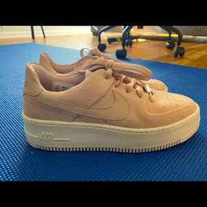Nike Air Force 1 Sage Low
